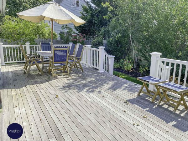 Cape Cod Home 995115