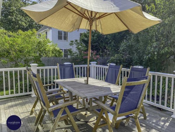 Cape Cod Home 995115