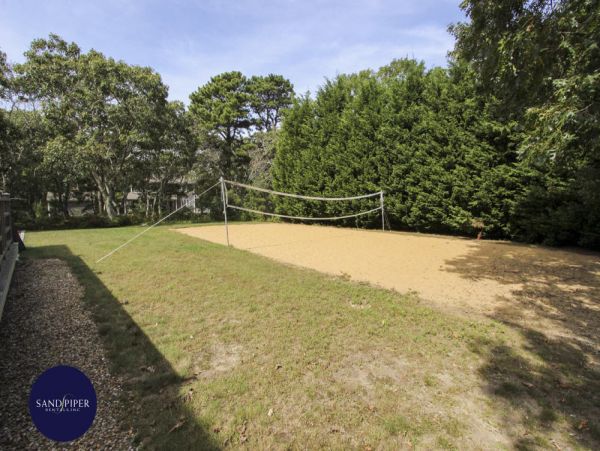 Cape Cod Home 995117