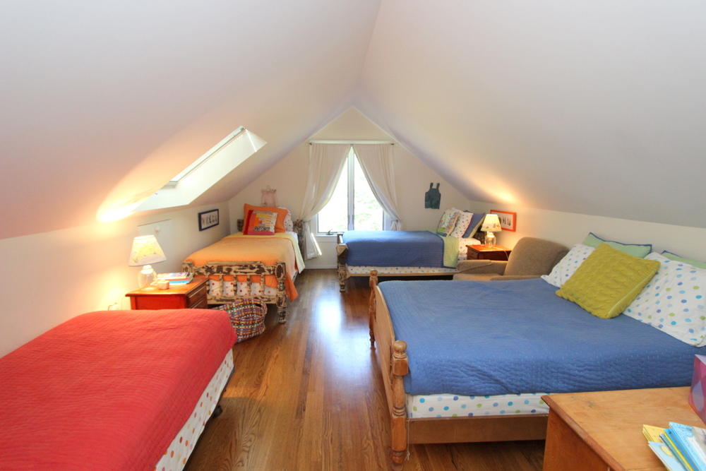 Cape Cod Home 995118