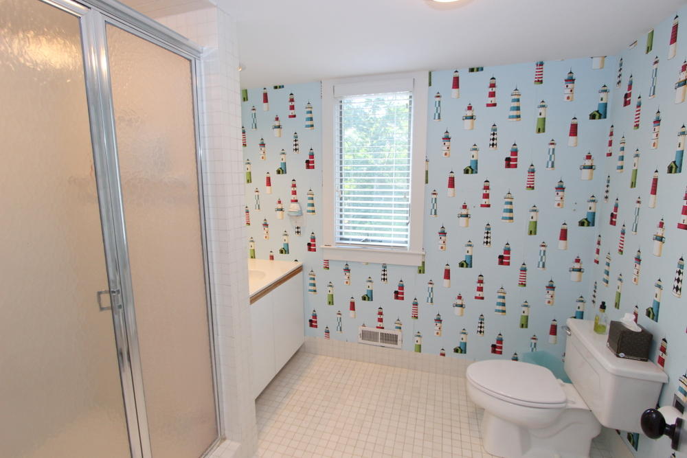 Cape Cod Home 995118