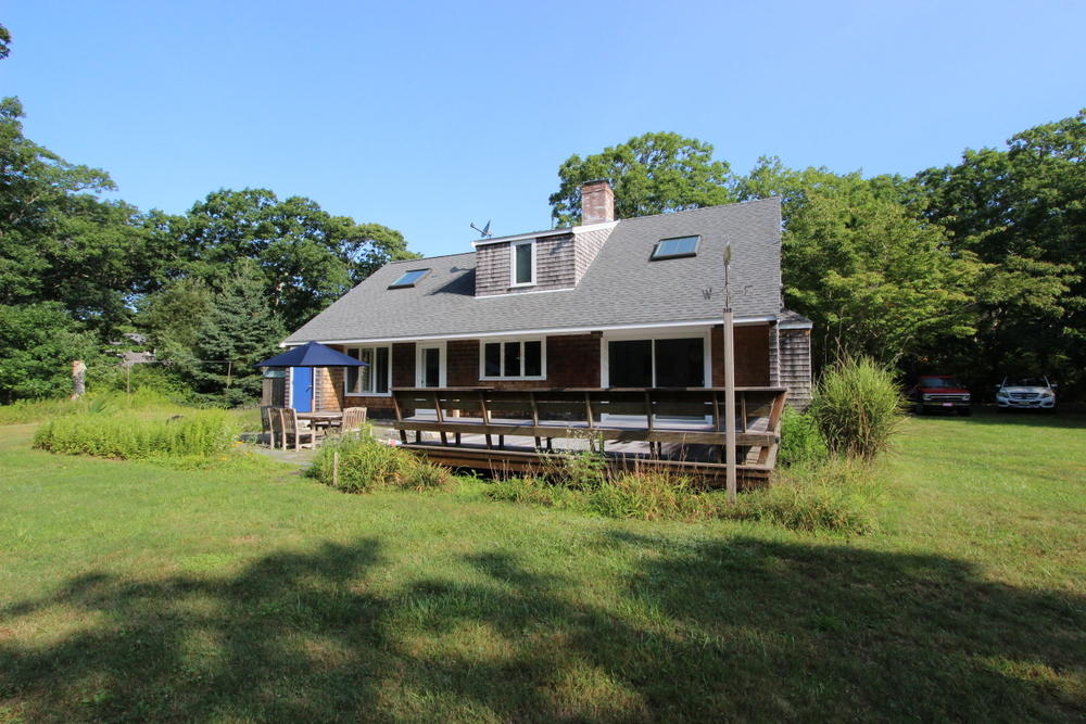 Cape Cod Home 995118