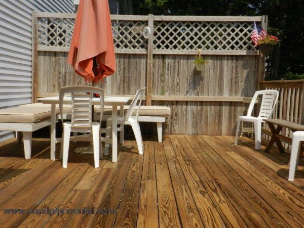 Cape Cod Home 995120