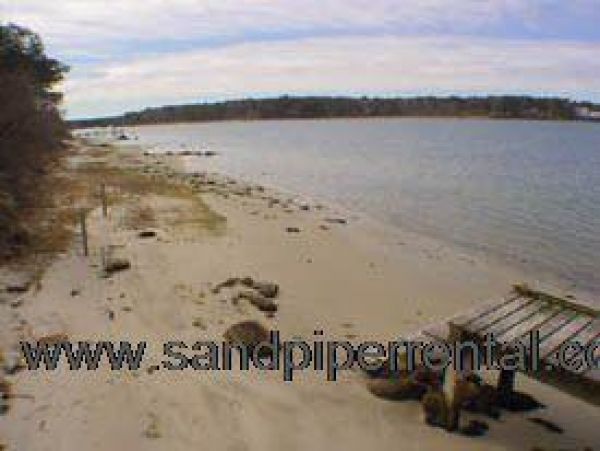Cape Cod Home 995120