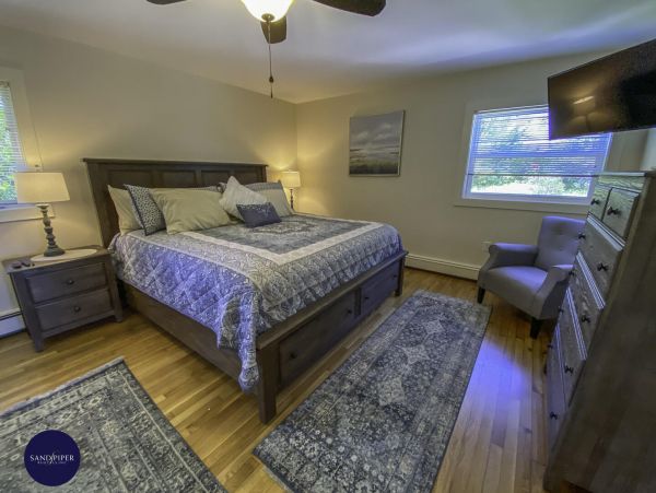 Cape Cod Home 995121