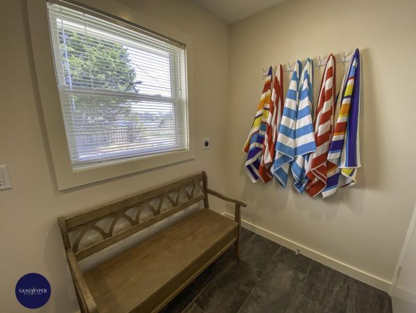 Cape Cod Home 995121