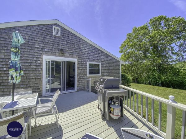Cape Cod Home 995121