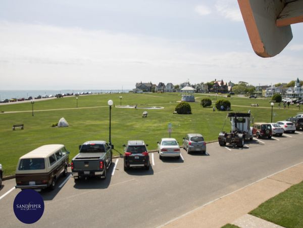 Cape Cod Home 995124