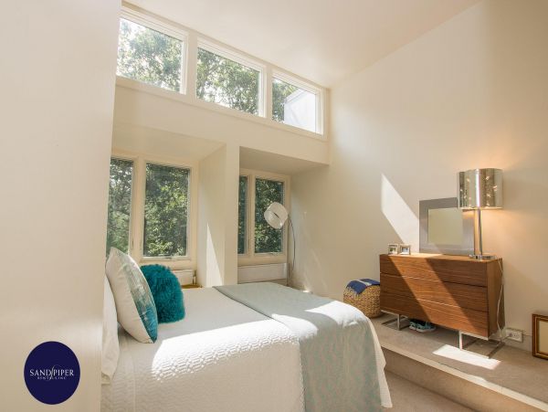 Cape Cod Home 995129