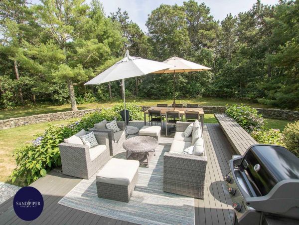 Cape Cod Home 995129