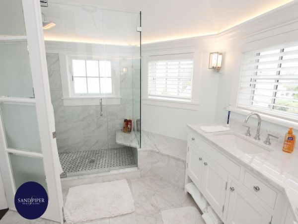 Cape Cod Home 995132