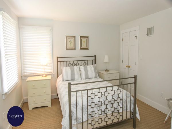 Cape Cod Home 995133