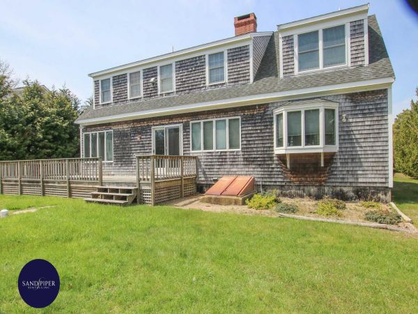 Cape Cod Home 995133