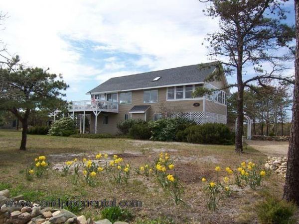 Cape Cod Home 995134
