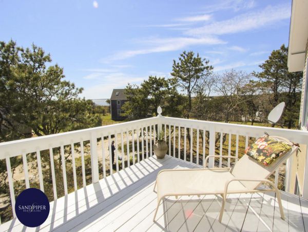 Cape Cod Home 995134
