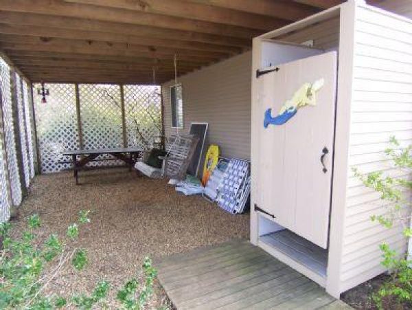Cape Cod Home 995134
