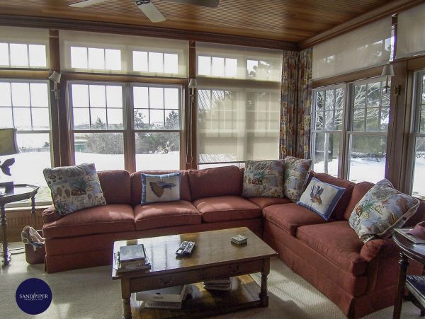 Cape Cod Home 995136