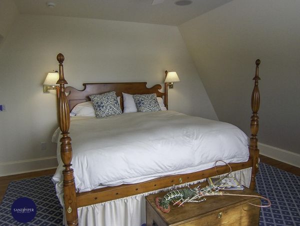 Cape Cod Home 995136