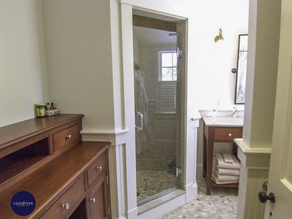 Cape Cod Home 995136