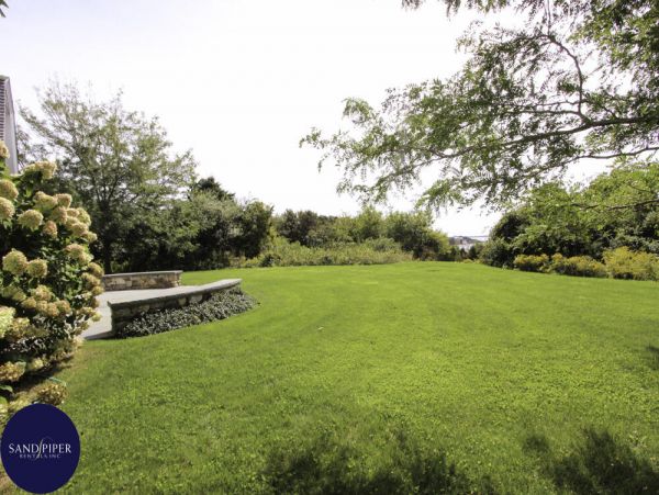 Cape Cod Home 995136
