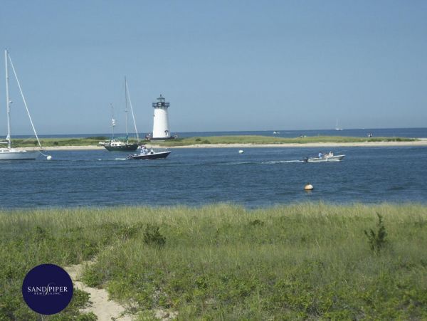 Cape Cod Home 995138