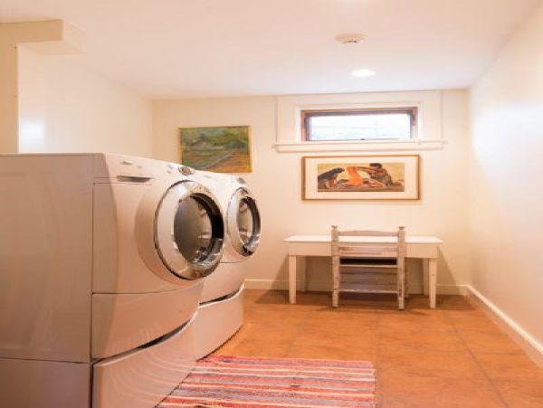 Cape Cod Home 995139