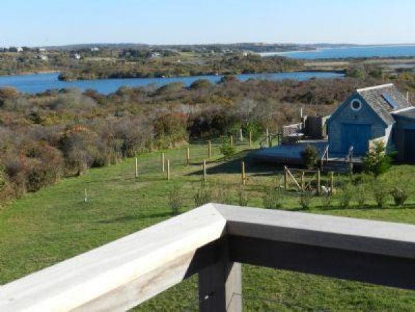Cape Cod Home 995139