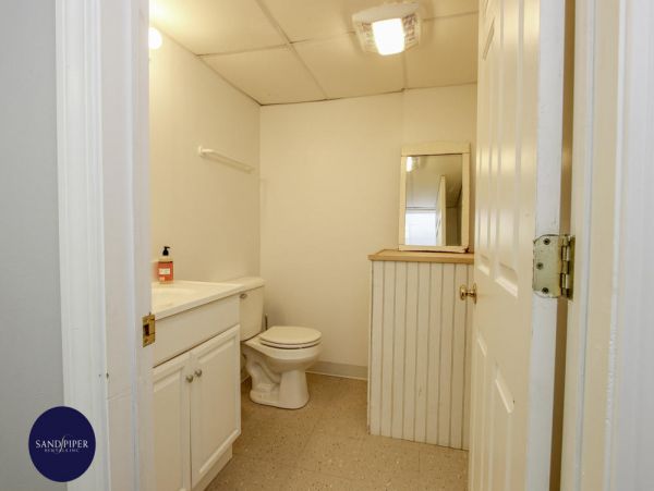 Cape Cod Home 995141