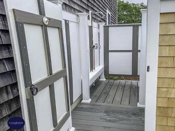 Cape Cod Home 995141