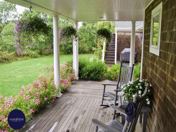 Cape Cod Home 995141