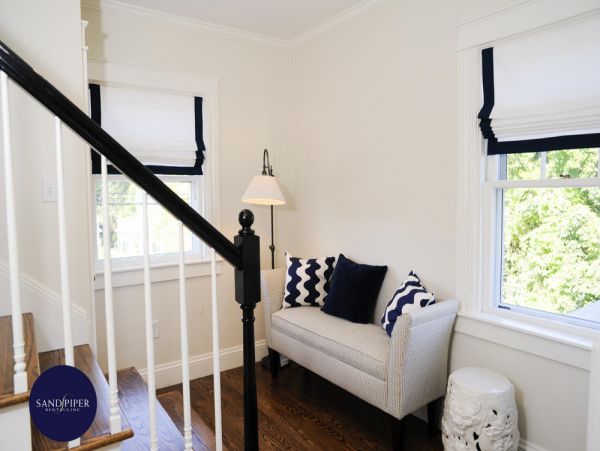 Cape Cod Home 995146