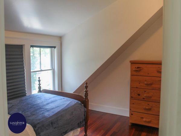 Cape Cod Home 995147