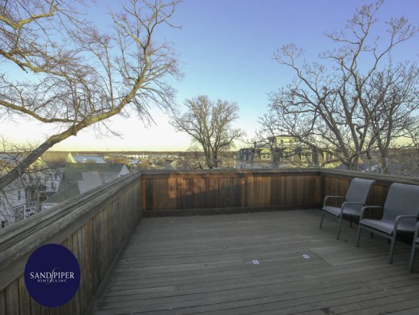 Cape Cod Home 995150