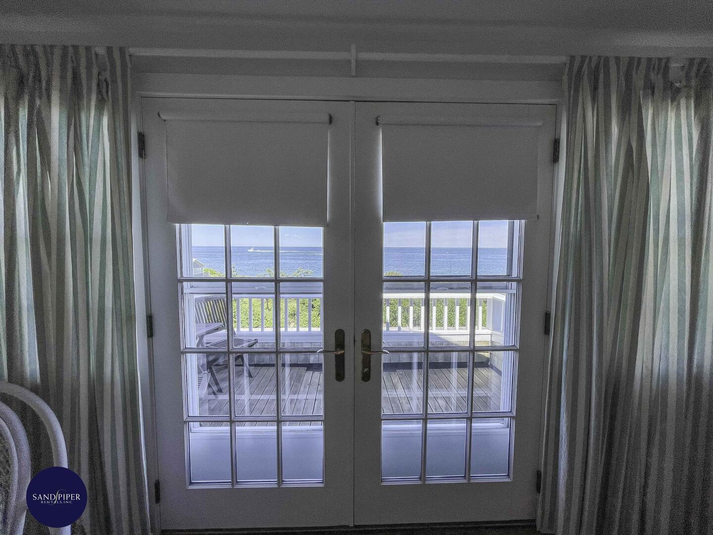 Cape Cod Home 995151