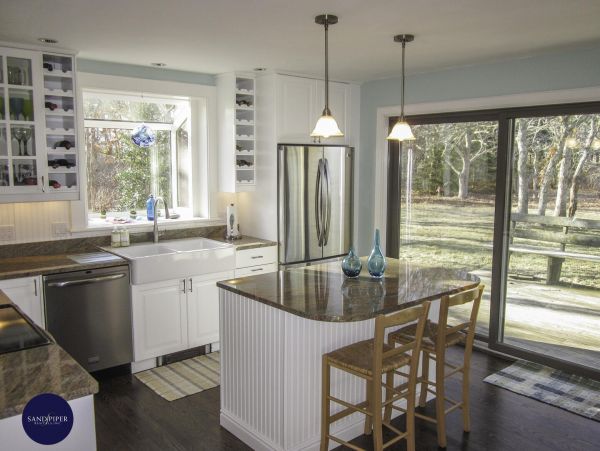 Cape Cod Home 995154