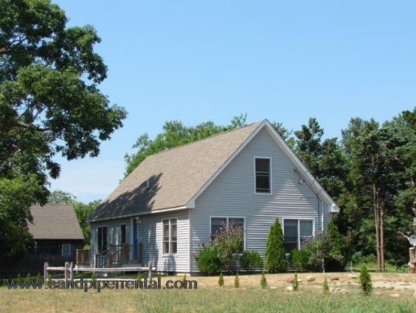 Cape Cod Home 995155