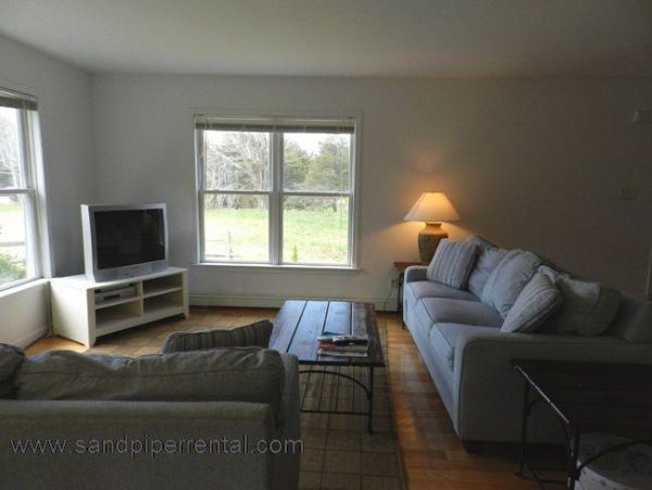 Cape Cod Home 995155