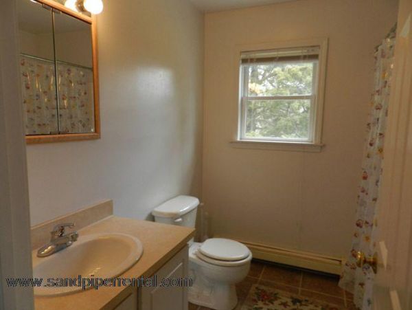 Cape Cod Home 995155