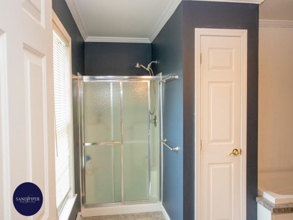 Cape Cod Home 995156