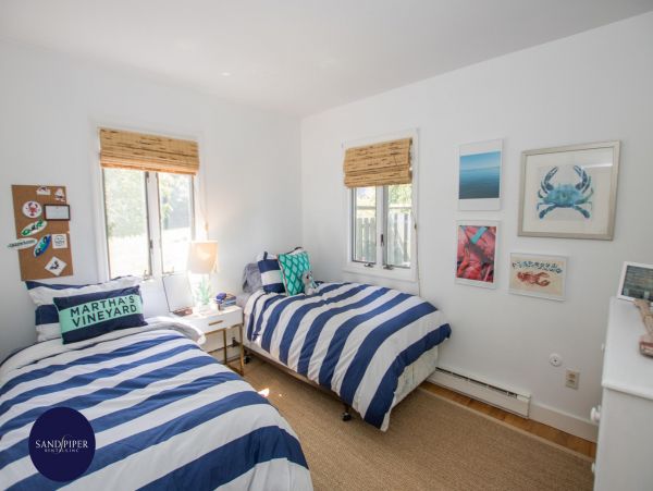 Cape Cod Home 995157