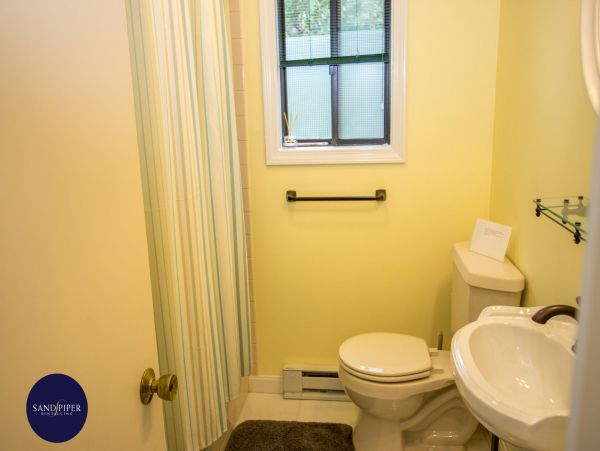 Cape Cod Home 995158