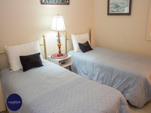 Cape Cod Home 995158
