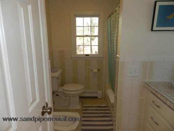 Cape Cod Home 995159