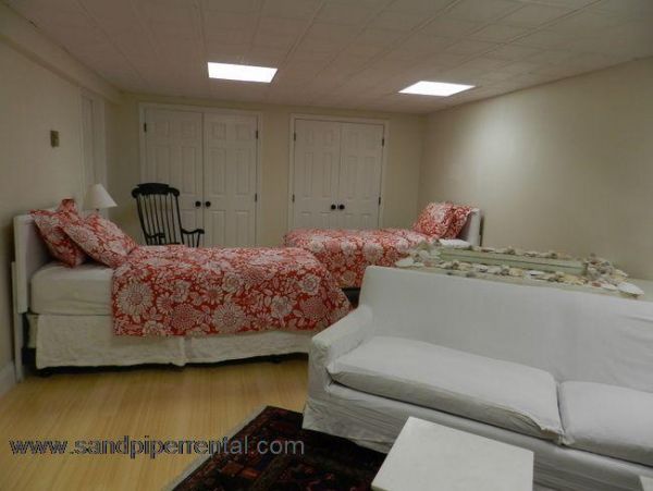 Cape Cod Home 995159