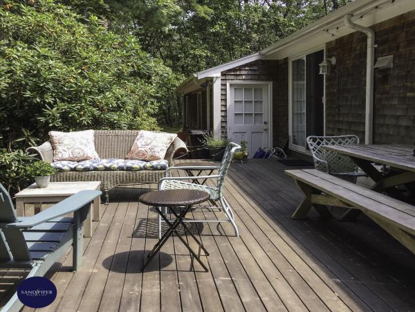 Cape Cod Home 995163