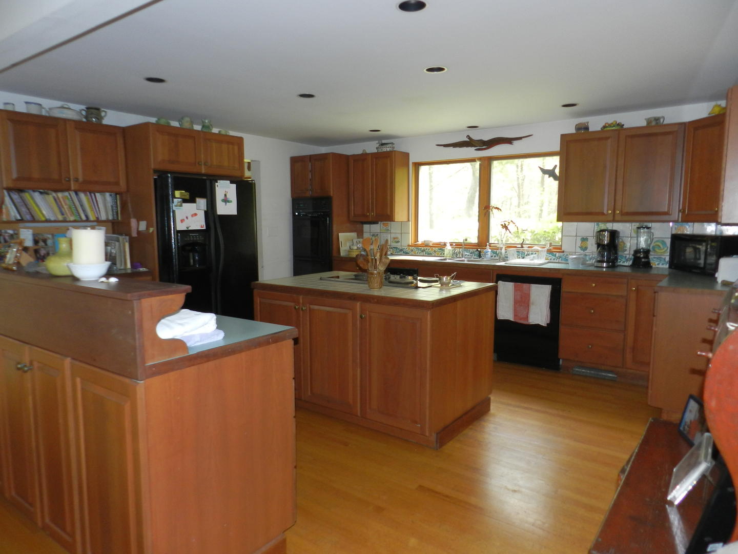 Cape Cod Home 995164