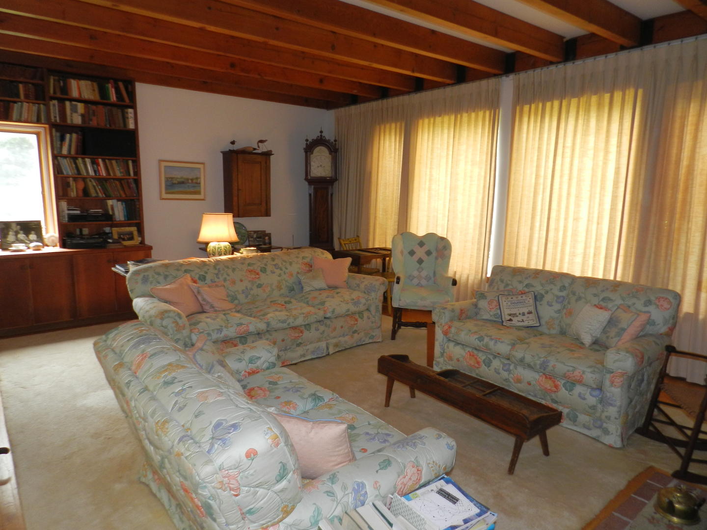 Cape Cod Home 995164