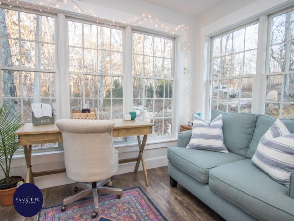 Cape Cod Home 995168