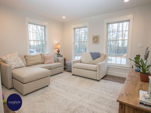 Cape Cod Home 995168