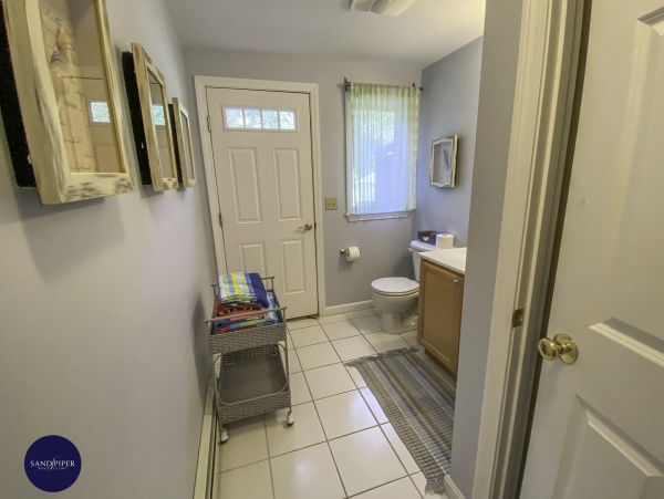 Cape Cod Home 995169